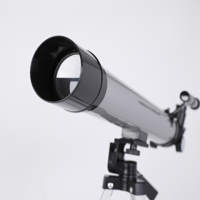 天文望遠(yuǎn)鏡，折射式天文望遠(yuǎn)鏡